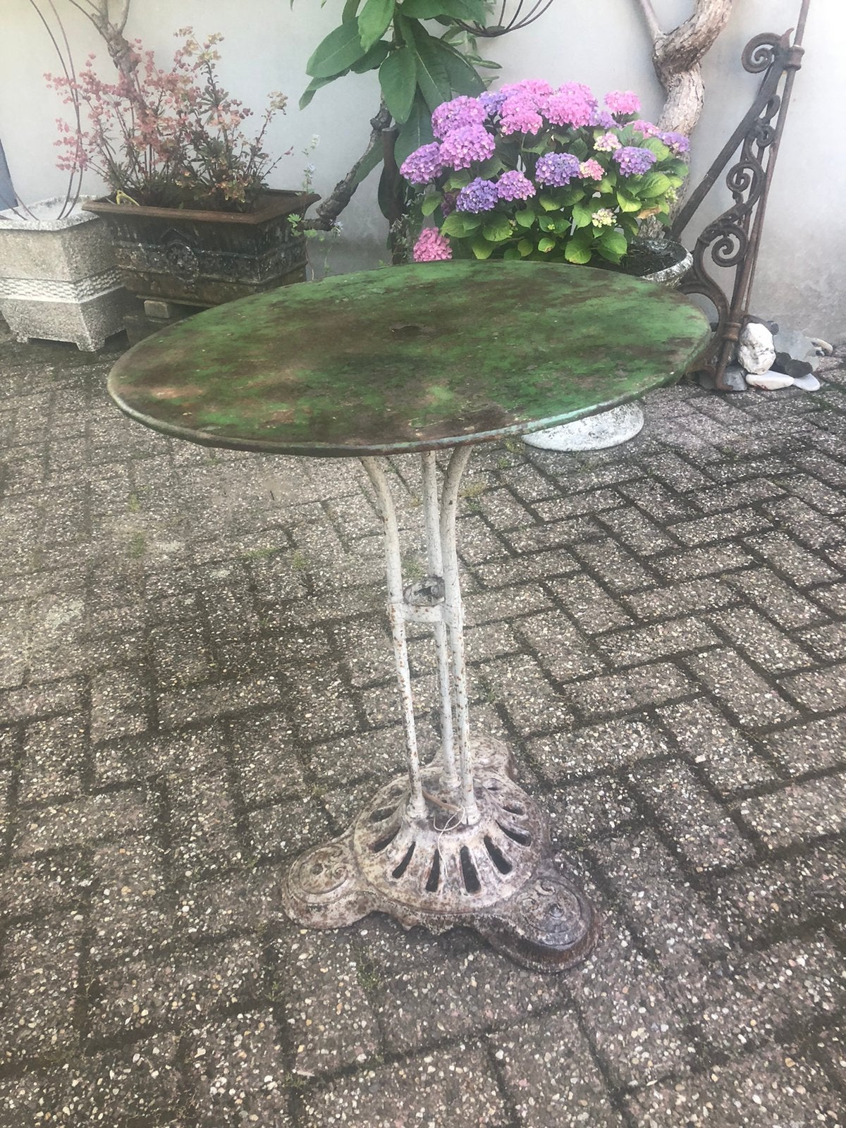 Gietijzeren franse tuintafel/ronde tuintafel/tuintafel, Antiek en Kunst, Ophalen