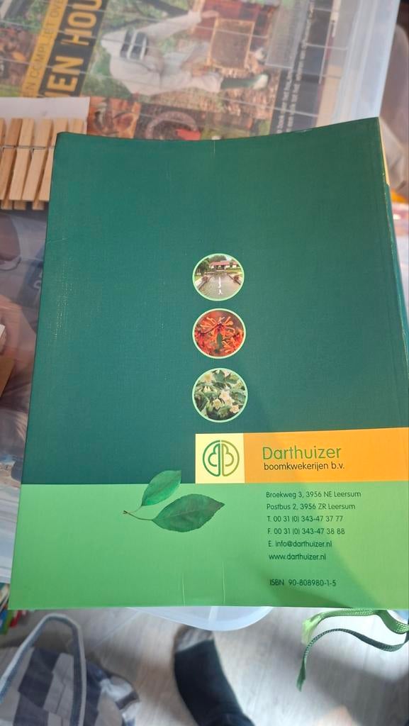 Darthuizer Vademecum - Handboek voor boomkwekerijen, Boeken, Natuur, Ophalen of Verzenden, Zo goed als nieuw, Bloemen, Planten en Bomen