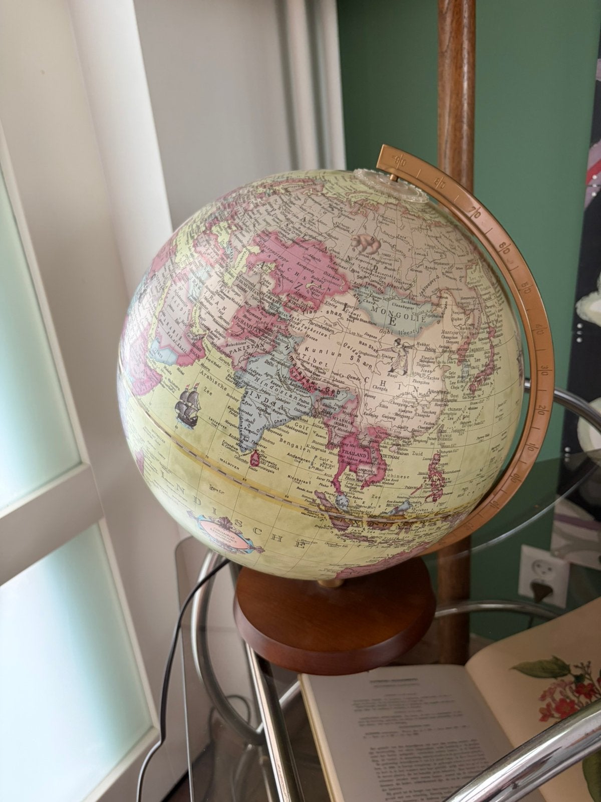 Globe Columbus Renaissance Houten Voet 30CM 603016/H, Ophalen, Zo goed als nieuw