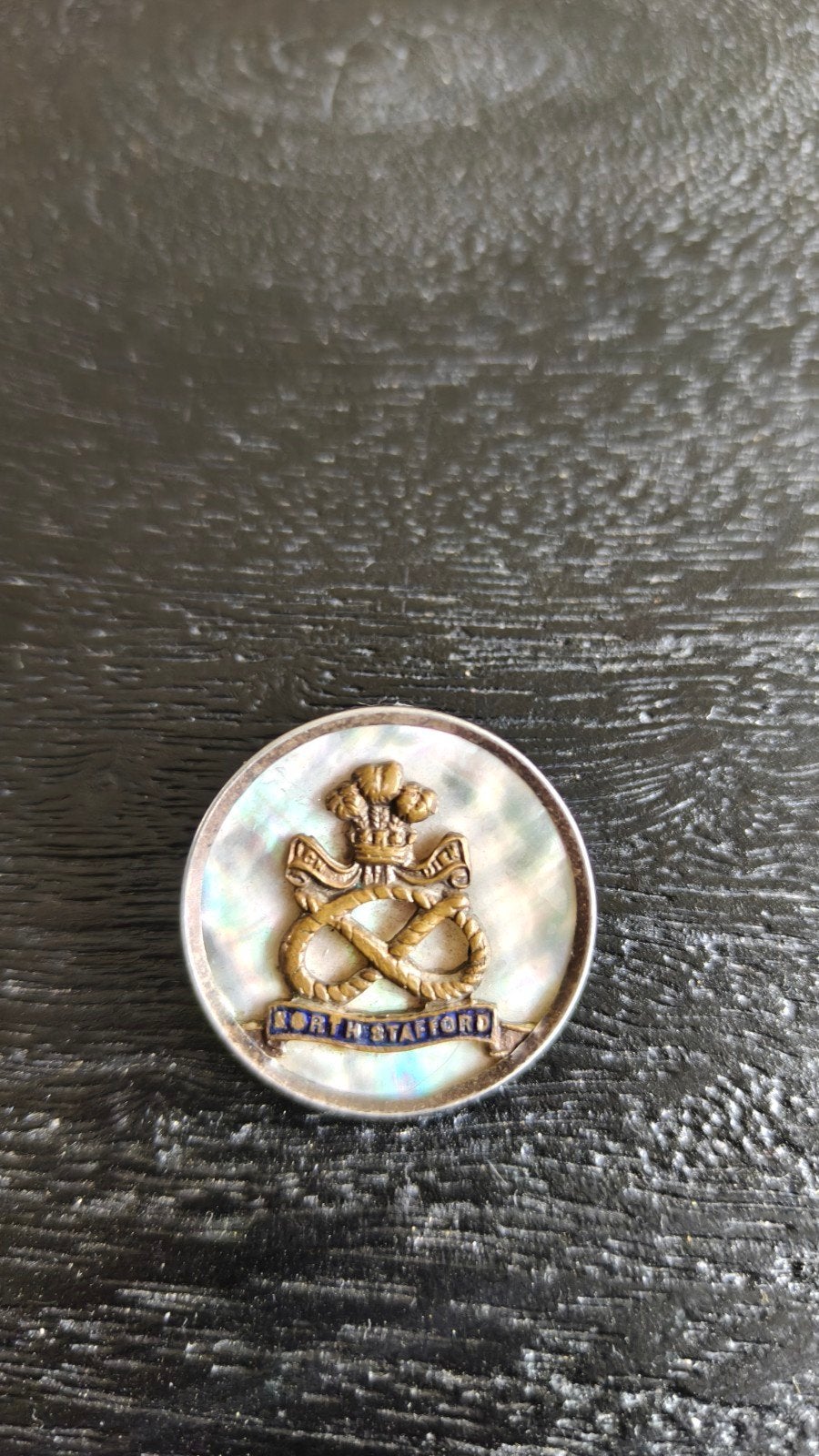 Ww1 Sweatheart brooch North Staffordshire Regiment, Ophalen of Verzenden, Landmacht, Engeland, Embleem of Badge