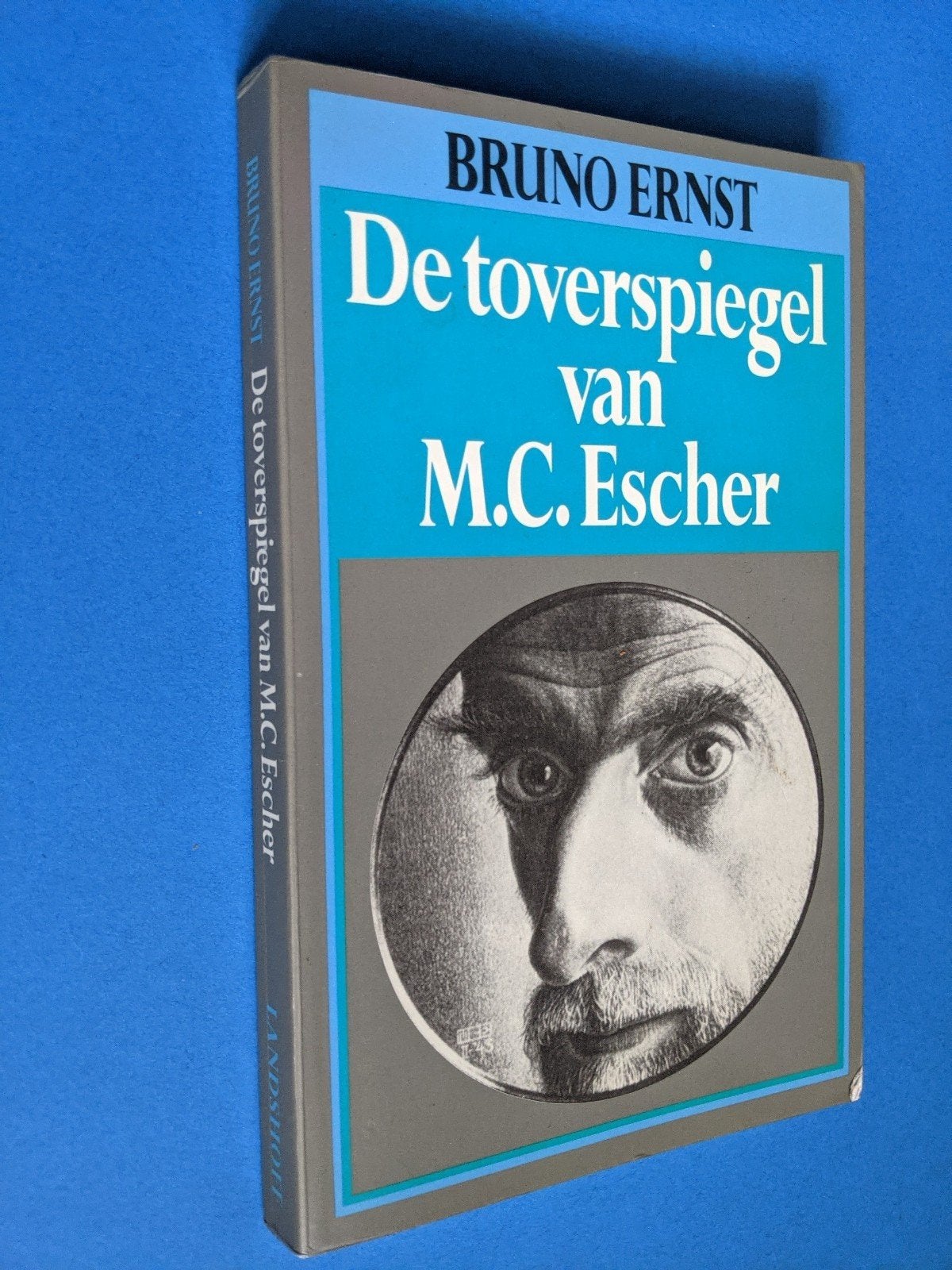 Bruno Ernst  | De toverspiegel van M.C.Escher, Bruno Ernst, Ophalen of Verzenden, Zo goed als nieuw, Grafische vormgeving