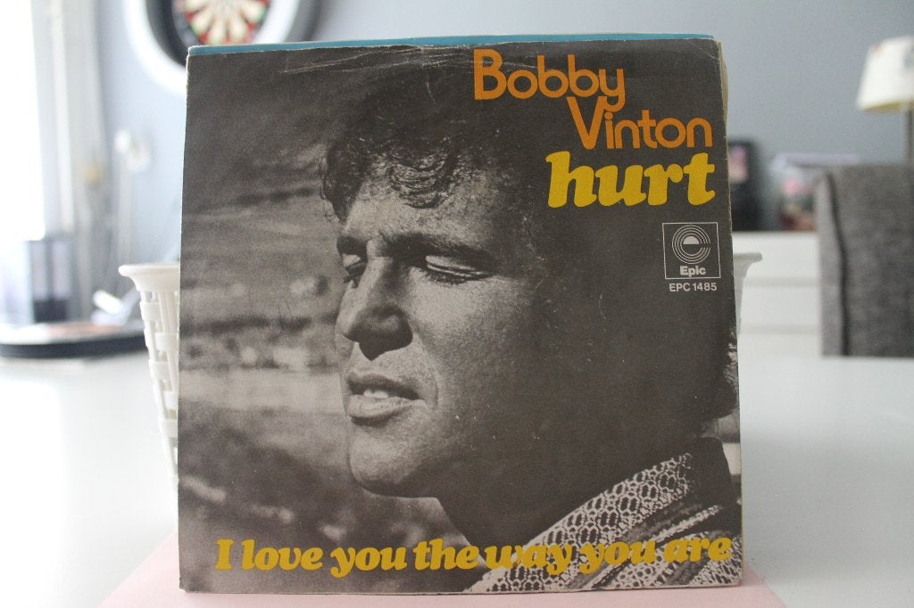 7" Single Bobby Vinton - Hurt / I Love You The Way You Are, Gebruikt, Verzenden, 7 inch, Pop