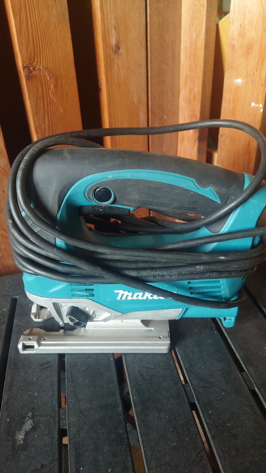 Makita JV0600 Decoupeerzaag - 650W - Nette staat, Gebruikt, 600 tot 1200 watt, Ophalen of Verzenden, Makita