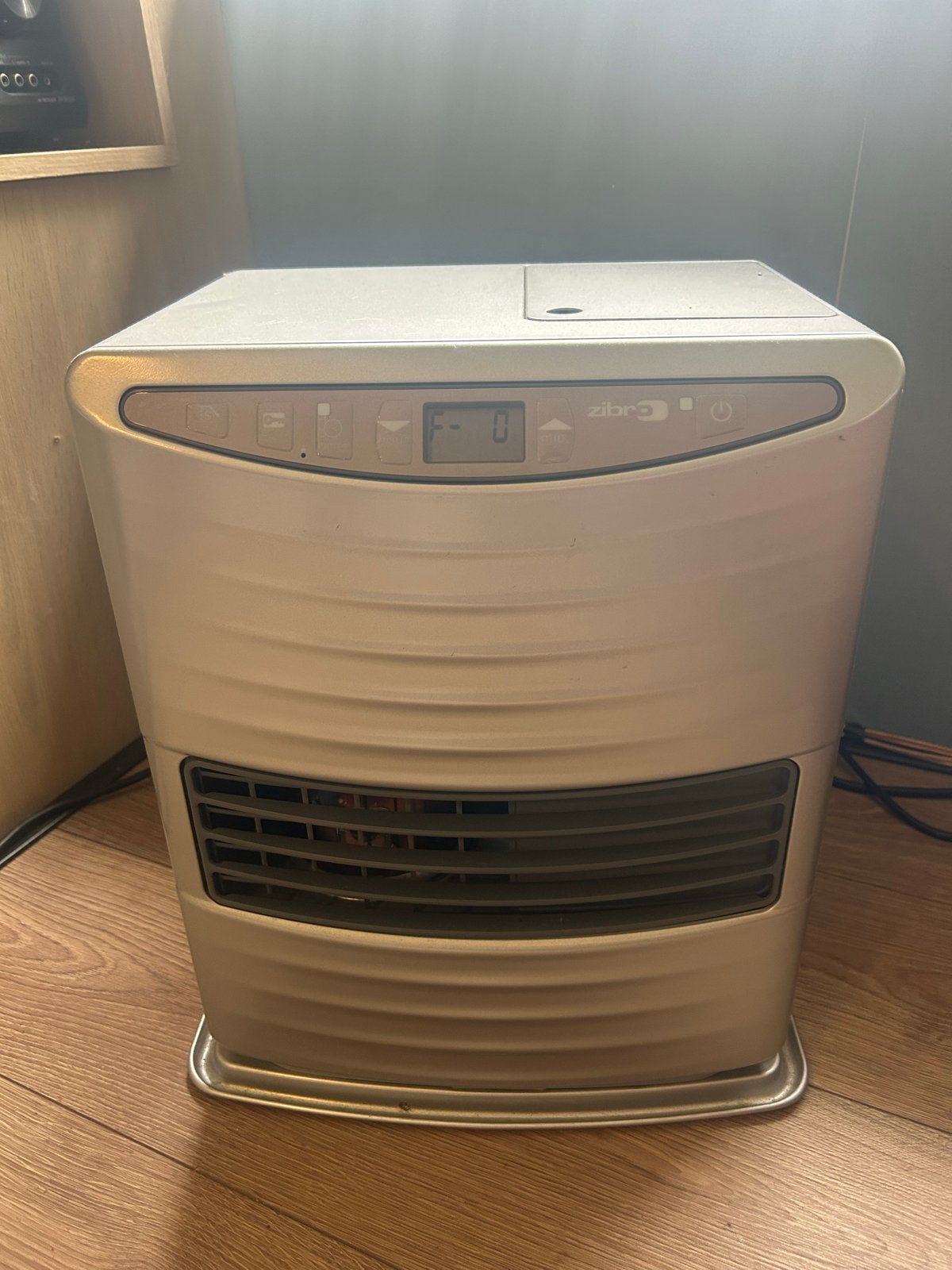 Zibro LC-30 petroleumkachel - Zo goed als nieuw, Ophalen of Verzenden, Zo goed als nieuw, 800 watt of meer, Kachel
