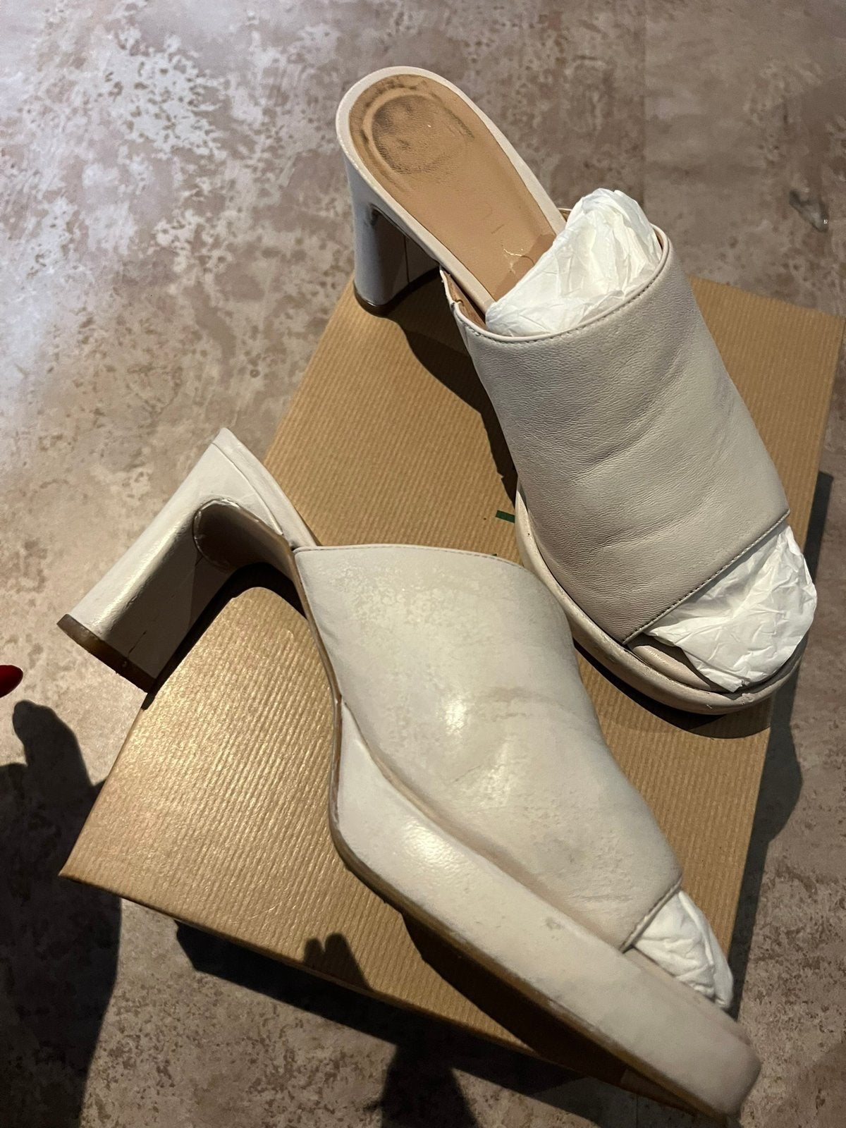 UNISA klompjes maat 38 origineel goed, Kleding | Dames, G, Beige, G, T