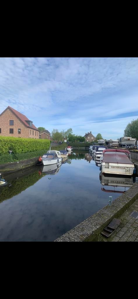 Prive haven standdaarbuiten, Buiten