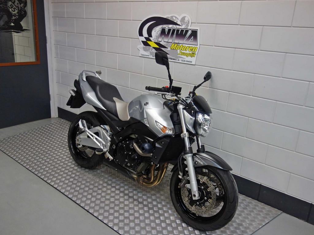 SUZUKI GSR 600 A, SUZUKI, 4 cilinders, Motorrijbewijs A, Bedrijf