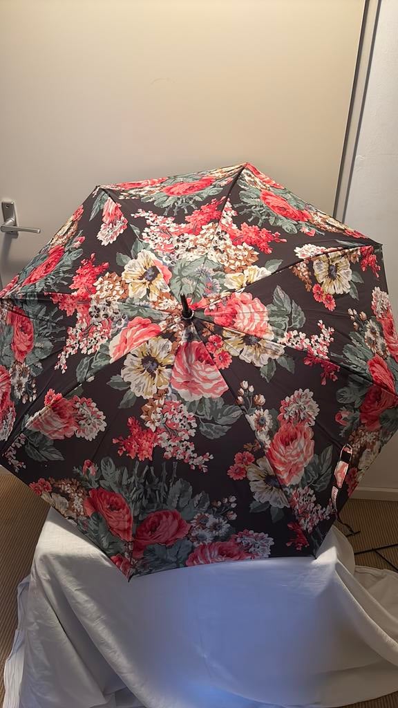 Cath Kidston gebloemde paraplu, Ophalen of Verzenden, Zo goed als nieuw