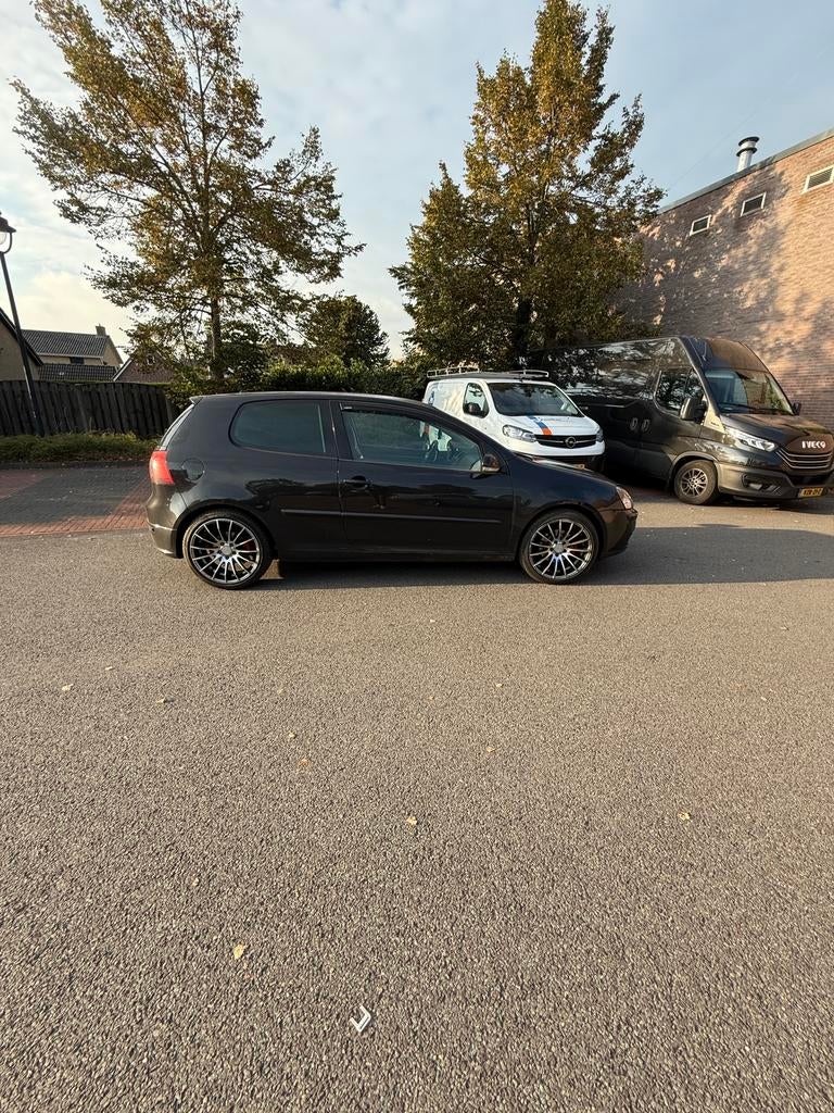 Golf 1.4 16V | Nieuwe APK | Distributie gebroken, Auto's, Voorwielaandrijving, 74 pk, Zwart, 4 cilinders