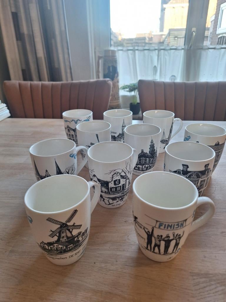 Elfstedentocht mokken  ophalen in heeg, Antiek en Kunst, Ophalen