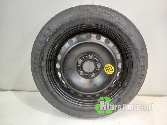 Reservewiel van een Ford Mondeo, Gebruikt, Velg(en), -, -