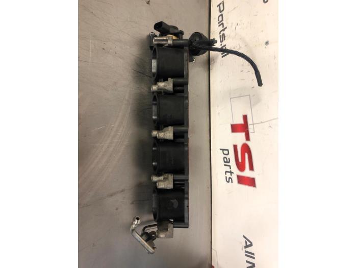 Inlaatspruitstuk van een Audi A8, Gebruikt, -, -, -