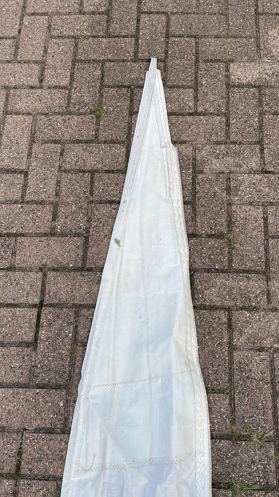 Foto 9 van Meerdere rolgrootzeilen (Bavaria 32 / 33 / 34)