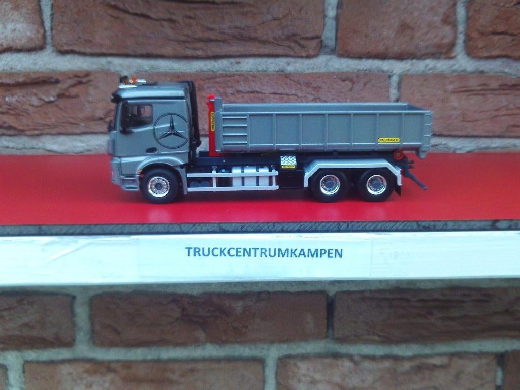 WSI  Mercedes  Benz  Arocs  Containerwagen., Hobby en Vrije tijd, Modelauto's | 1:50, Ophalen of Verzenden, Nieuw, Bus of Vrachtwagen