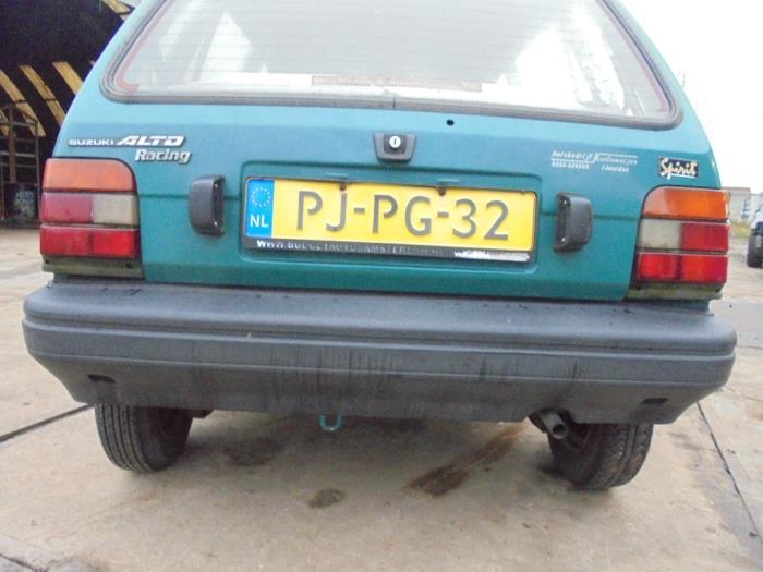 Achterbumper van een Suzuki Alto, Auto-onderdelen, Gebruikt, -, -, Ophalen of Verzenden