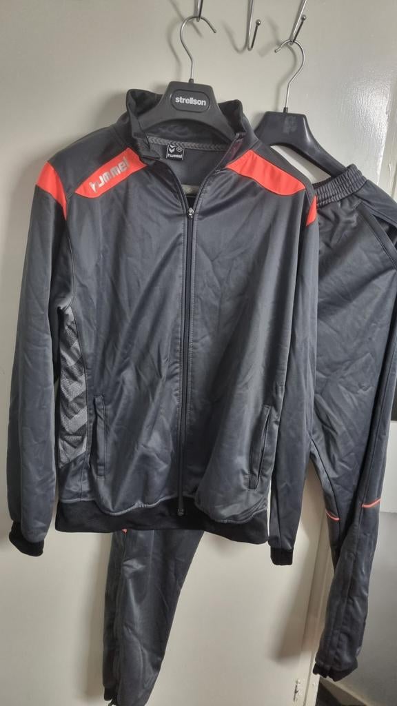 Hummel Trainingspak Maat M, Fitness, Maat 48/50 (M), Ophalen of Verzenden, Zo goed als nieuw