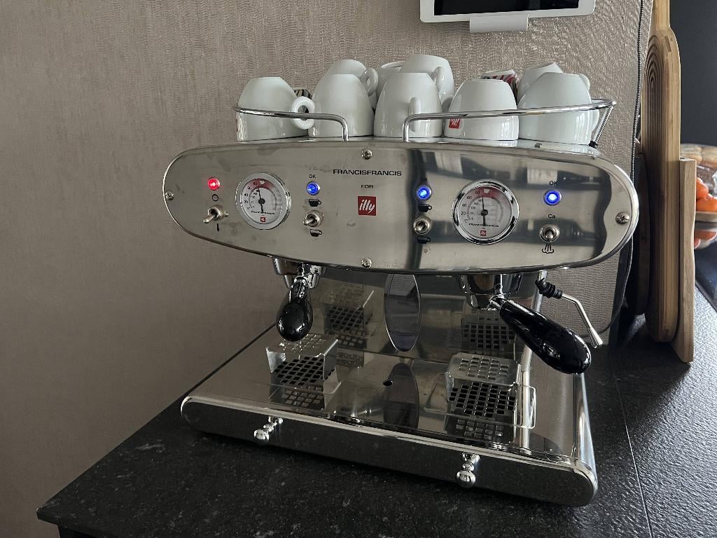 Iperespresso Professional X2.2 Espresso, Koffiepads en cups, Gebruikt, Koffiemachine, Ophalen of Verzenden