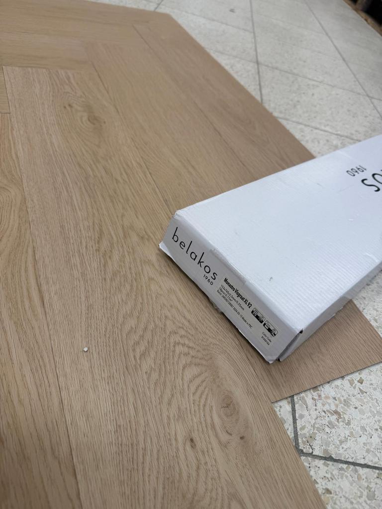 Restpartij Pvc visgraatplak belakos wees er snel bij weg=weg, Huis en Inrichting, Stoffering | Vloerbedekking, Ophalen, Zo goed als nieuw