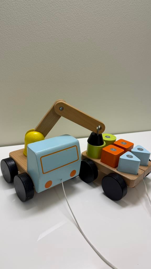 IKEA MULA trekauto met magnetische blokken, Kinderen en Baby's, Speelgoed | Houten speelgoed, Zo goed als nieuw, Ophalen of Verzenden