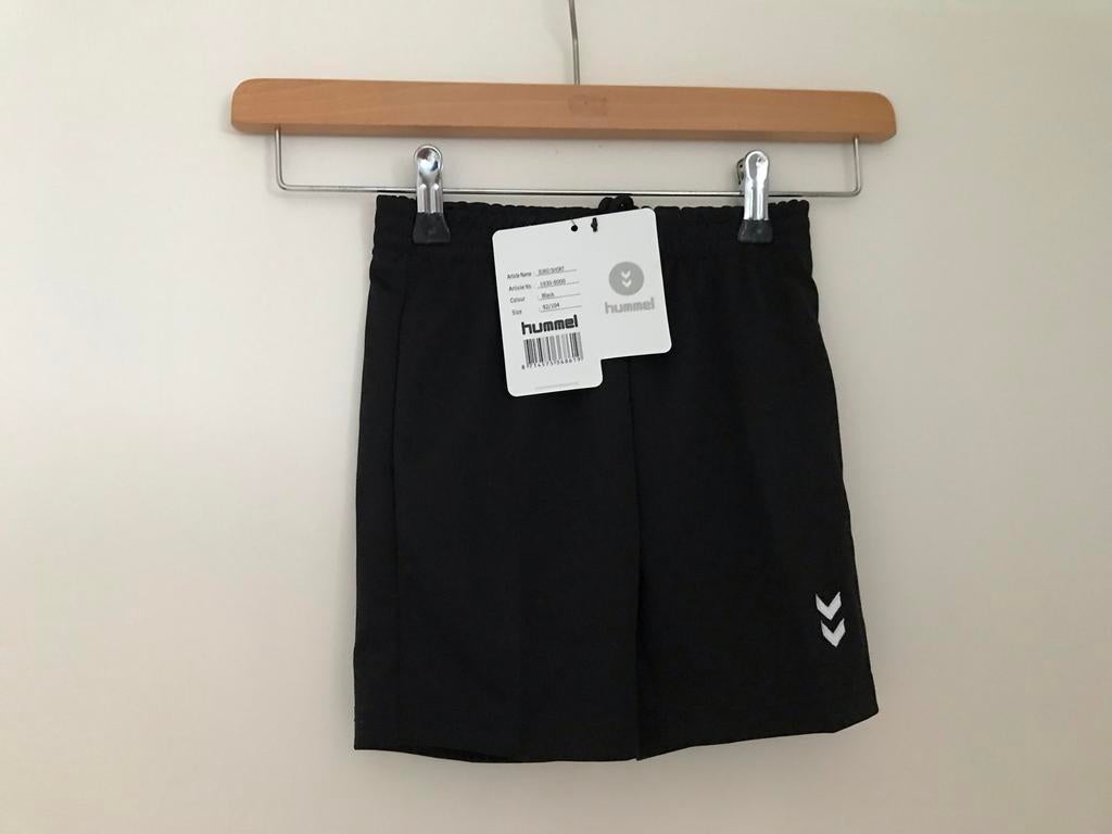 Voetbal broekje Hummel maat 92/104, Ophalen of Verzenden, Nieuw, Broek