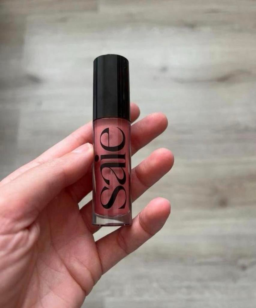 Saei lip oil, Ophalen of Verzenden, Zo goed als nieuw, Lippen