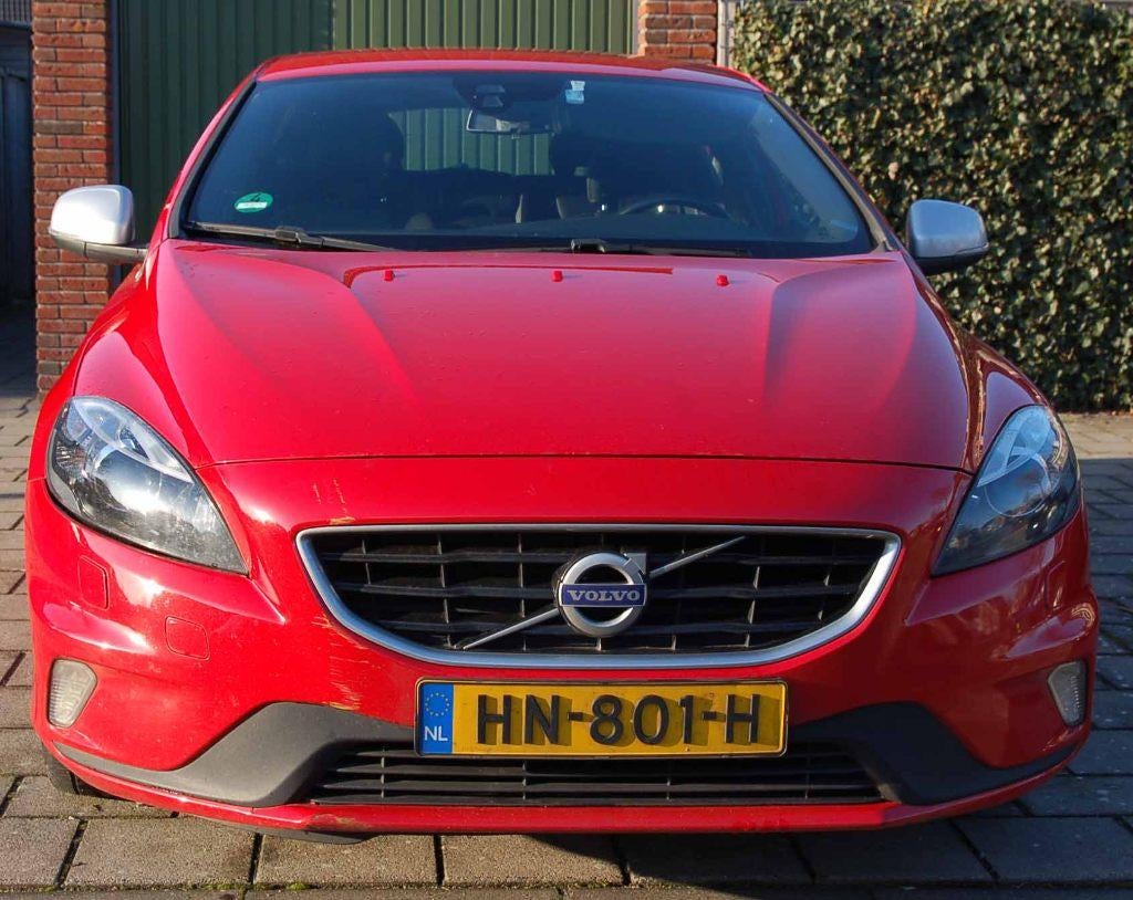 Volvo V40 2.0 D2 R-design 2015 Rood, Voorwielaandrijving, Zwart, 4 cilinders, Origineel Nederlands