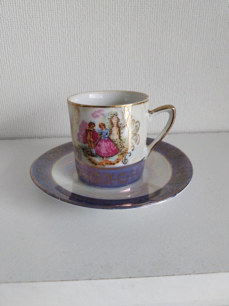 Klein kop en schotel van  versailles, Antiek en Kunst, Antiek | Servies los, Ophalen of Verzenden