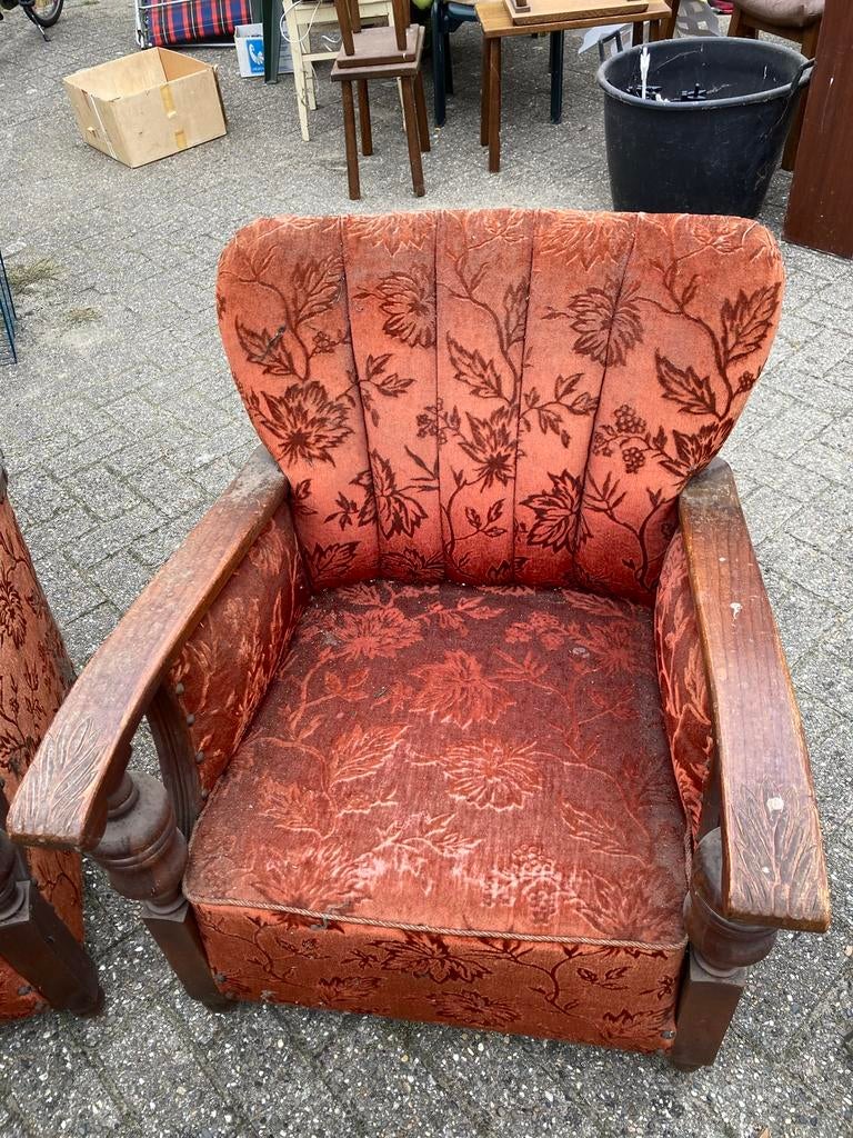 Leuke brocante meubels en stoelen, Ophalen