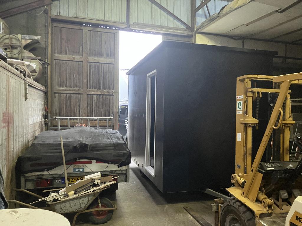 Tiny house ( of iets anders wat je ervan wil maken), Ophalen, Zo goed als nieuw