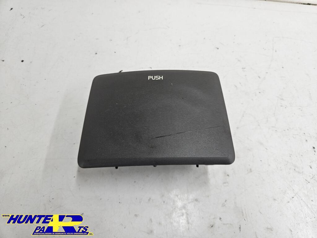 Asbak A grijs Volvo V70/XC70/S80/S60 II ('00-'08) 3409858, Gebruikt, Ophalen of Verzenden, Volvo, Volvo