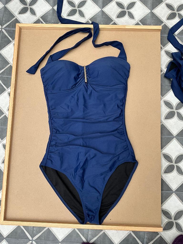 BEACHWAVE corrigerend halter badpak blauw maat 42 gouddetail, Blauw, BEACHWAVE corrigerend halter badpak blauw maat 42 gouddetail