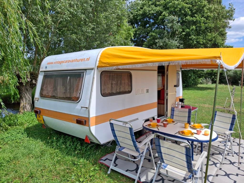 Te huur huren vintage caravan last minutevakantie festival