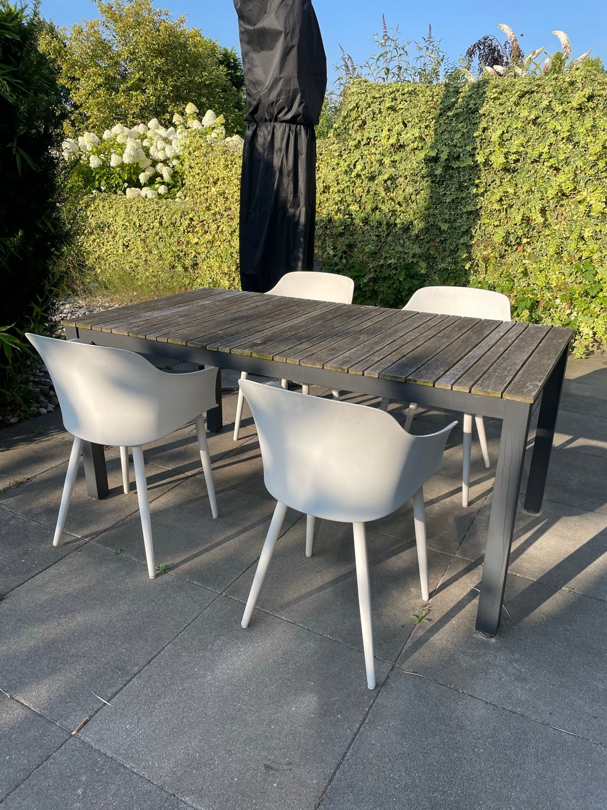 Tuinset met teakhouten blad en 4 kuipstoelen (Pirea), Ophalen, 4 zitplaatsen, Gebruikt, Eettafel