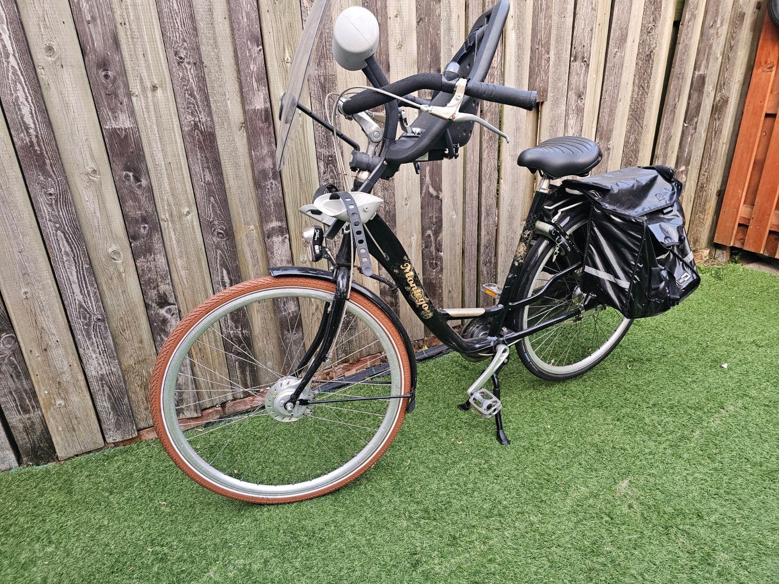 Montego Damesfiets - Alles werkt goed, 7 versnellingen, Fietsen en Brommers, Overige merken, Velgrem, Versnellingen, Ophalen of Verzenden