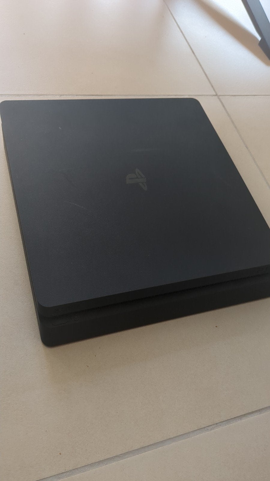 PS4 Slim met 2 controllers, kabels en 7 games, Spelcomputers en Games, Spelcomputers | Sony PlayStation 4, Ophalen, Gebruikt, Met 2 controllers