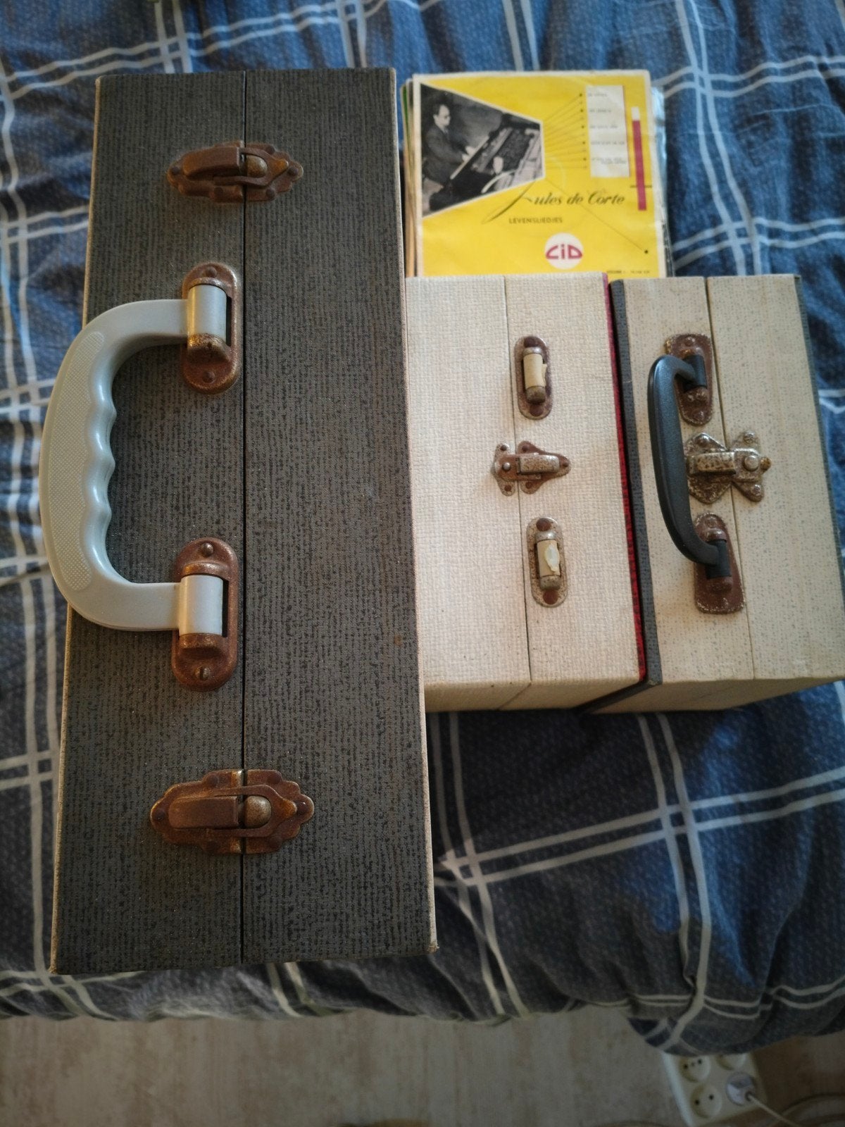 Vintage LP koffers met oude bakelieten LP's, Ophalen, Gebruikt, Overige instrumenten