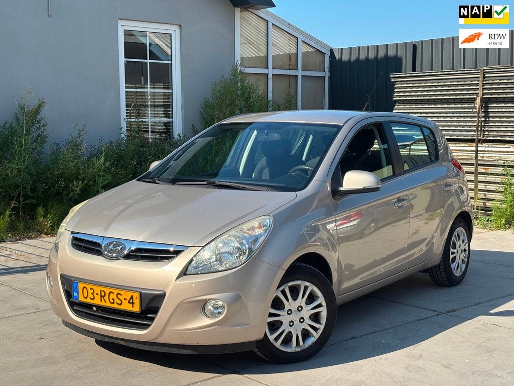 Hyundai I20 1.4i i-Motion | Volledig dealer onderhouden | Ai, Auto's, Hyundai, Voorwielaandrijving, Euro 5, 4 cilinders, 1396 cc