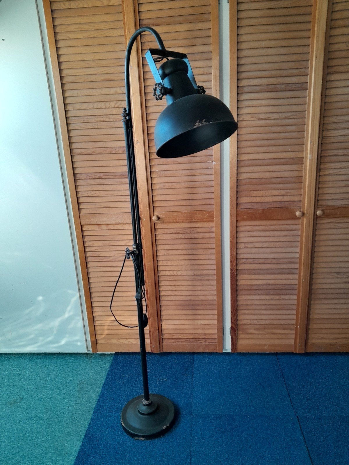 Te koop, staande lamp., Ophalen, Gebruikt, 100 tot 150 cm, E27 (groot)