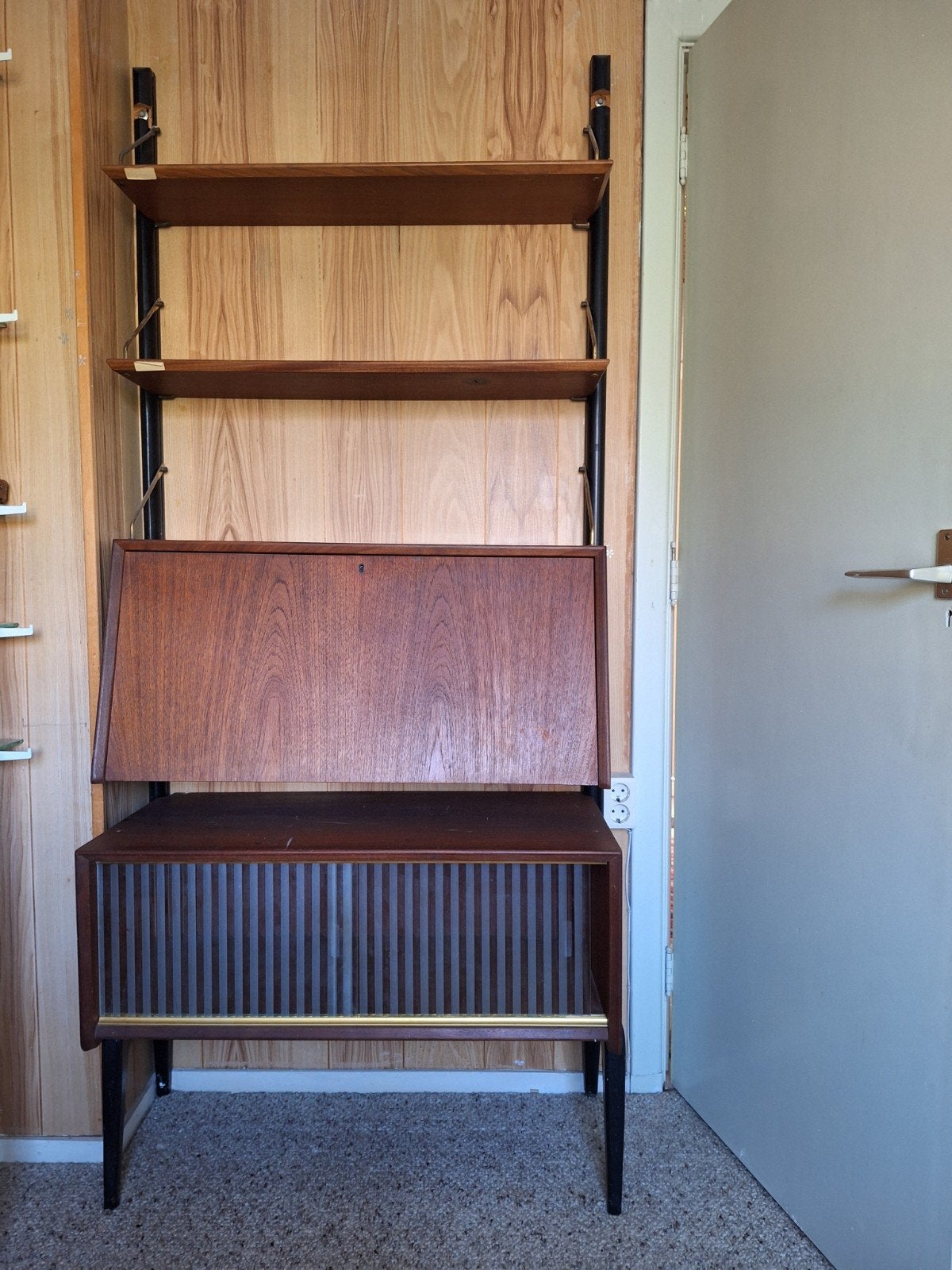 vintage Wébé muurkast, met secretaire, Huis en Inrichting, Ophalen, Gebruikt, Teakhout, Met klep(pen)