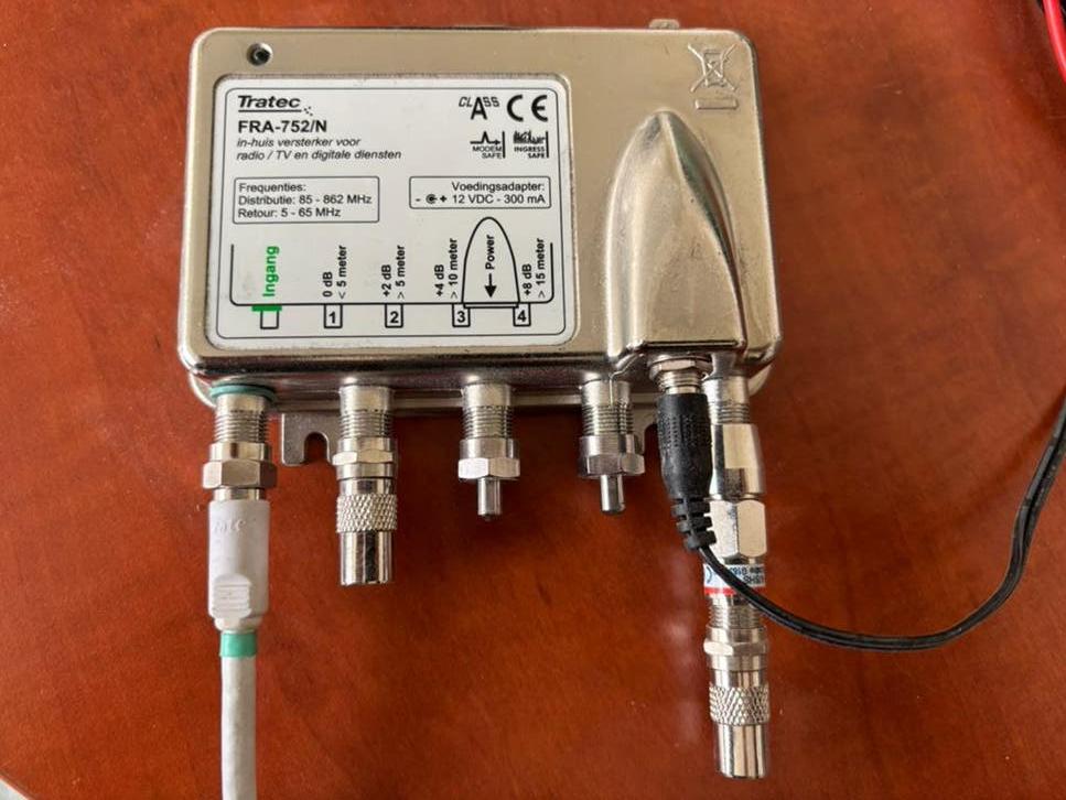 Tratec FRA-752/N in-huis versterker voor radio/TV, Ophalen of Verzenden, Gebruikt, 10 meter of meer, Overige kabels