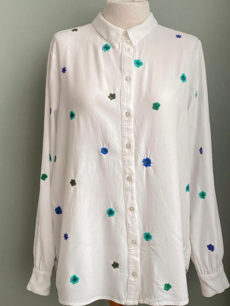 Fabienne Chapot blouse M met geborduurde bloemen & sterren, Kleding | Dames, Ophalen of Verzenden, Zo goed als nieuw, Maat 38/40 (M)
