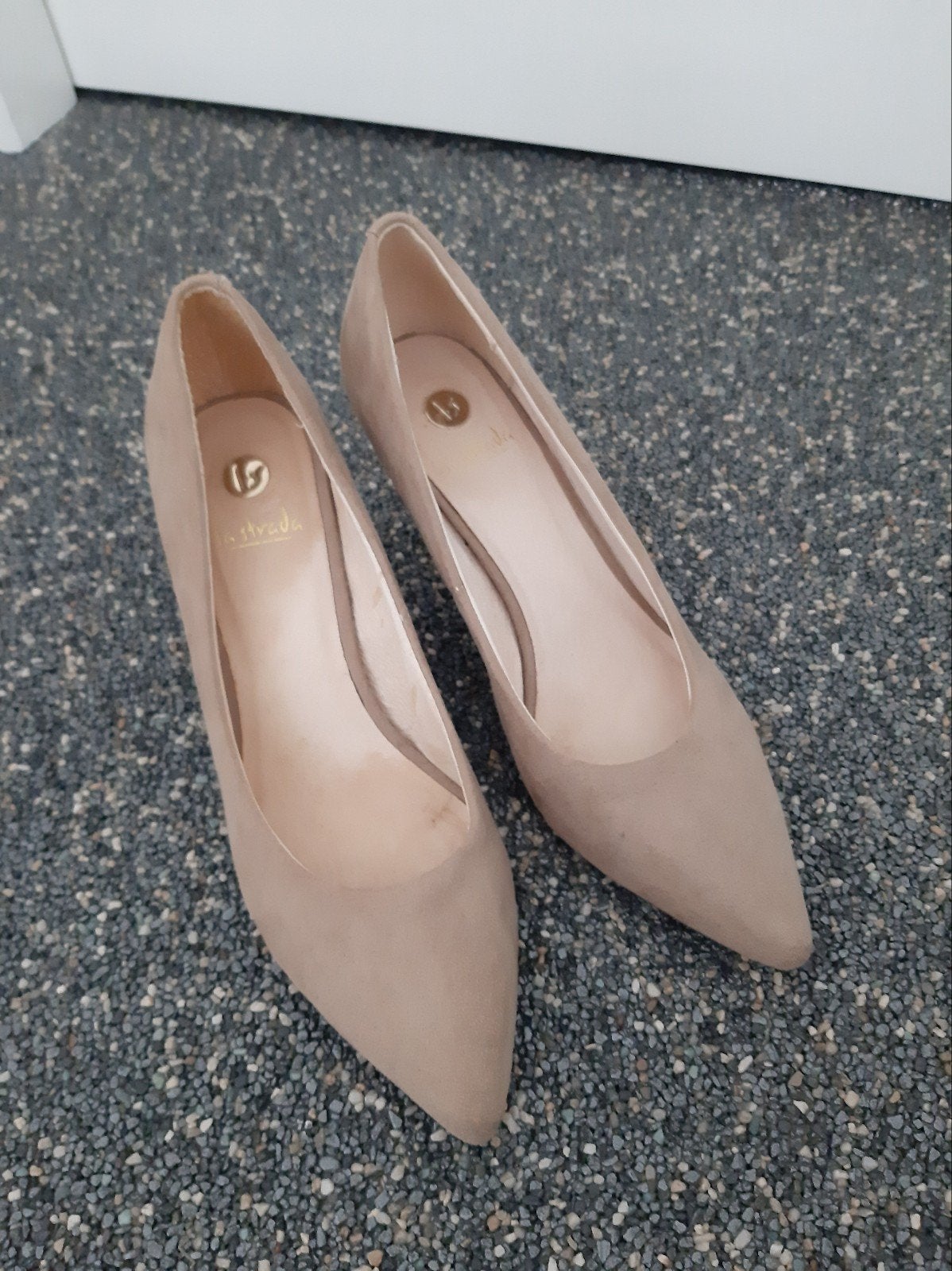 La strada suède pumps beige 39, Pumps, Beige, Ophalen of Verzenden, La Strada