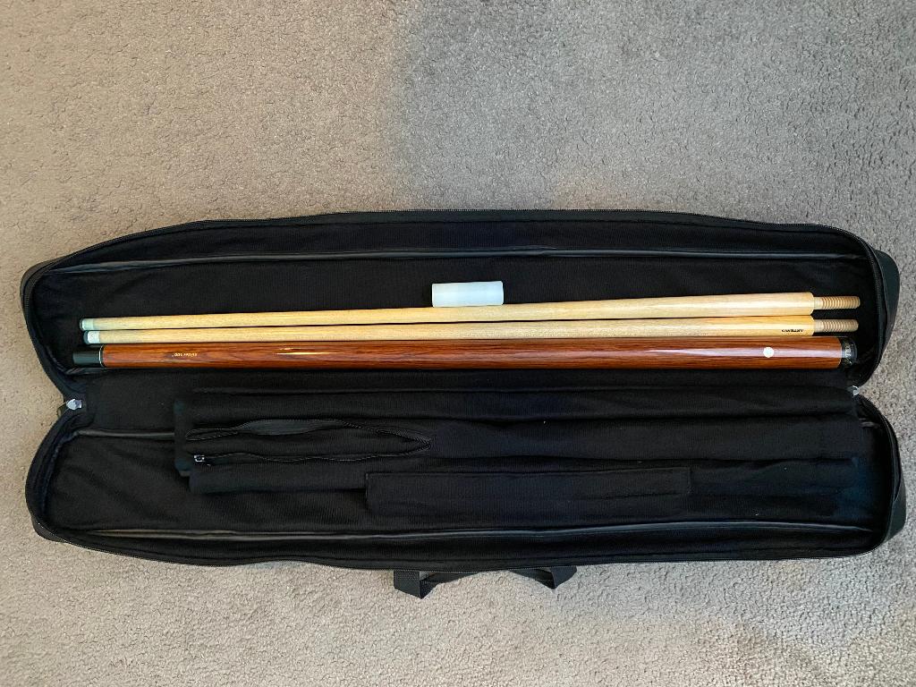 Biljart keu Artemis mister 100 Ceulemans met 2e top en hoes, Sport en Fitness, Biljarten en Poolen, Ophalen, Zo goed als nieuw