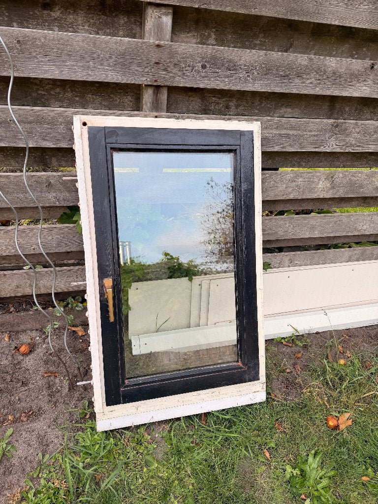 Draaikiepraam met kozijn (Glas: 45,5x83cm), Ophalen, Gebruikt, Minder dan 75 cm, Raamkozijn