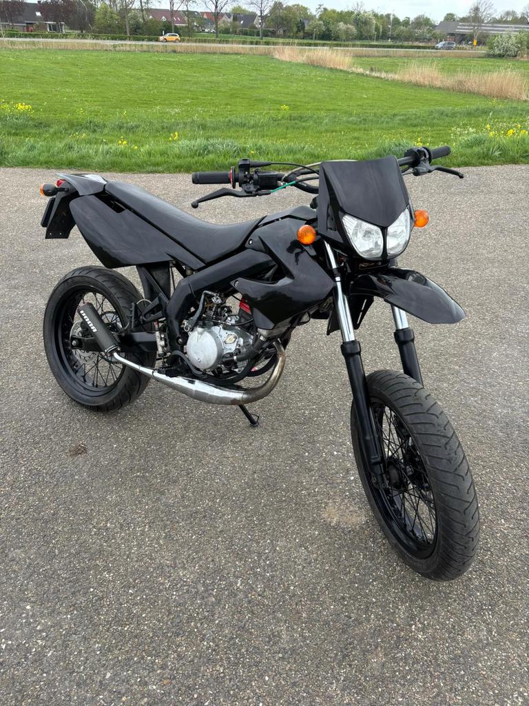 Derbi senda, Fietsen en Brommers, Brommers | Derbi, Ophalen, Zo goed als nieuw