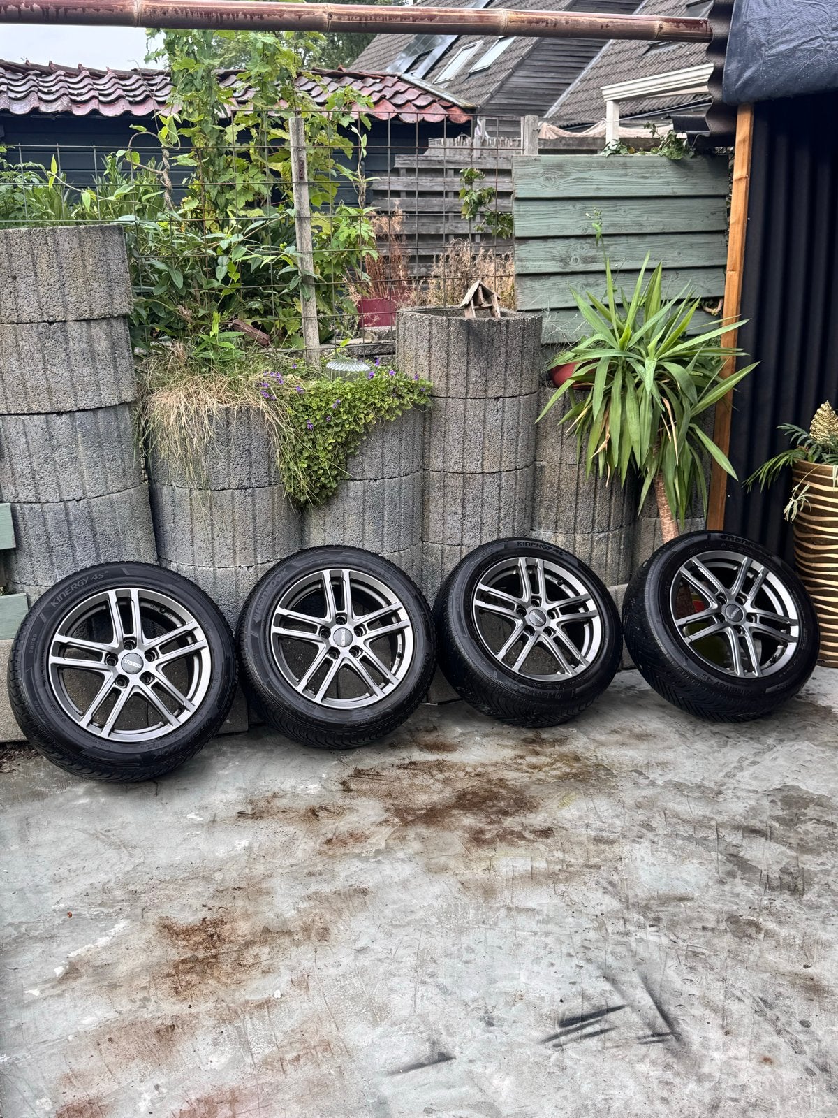 5*108 Set van 4 Dezent velgen met Hankook All Season banden, Ophalen of Verzenden, Gebruikt