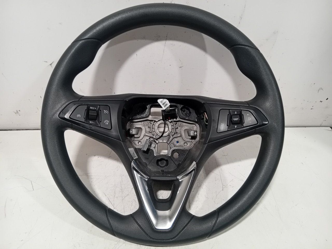 Stuur Opel Karl, Onderdelen@venauto.nl, Van der Ven Autorecycling B.V., Gebruikt, Ettenseweg 76, 4706 PB Roosendaal, The Netherlands