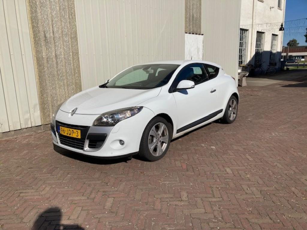 Renault MEGANE Coupé 1.6 Dynamique  110 Pk  Climat control, Voorwielaandrijving, Gebruikt, Huisgarantie, 4 cilinders