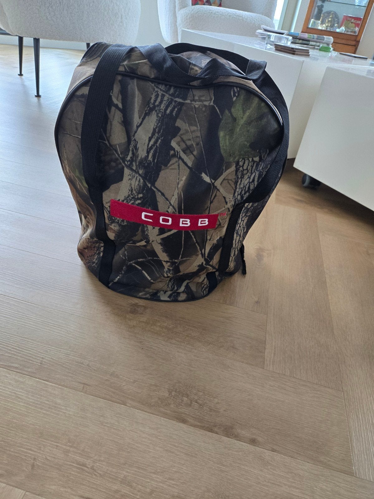 Cobb mobile BBQ  in tas en veel accessoires, Ophalen, Zo goed als nieuw, Cobb