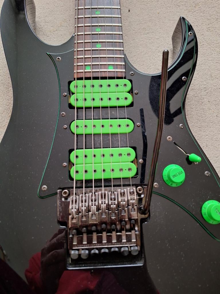 Ibanez UV 7BK Universe 1990, Muziek en Instrumenten, Ophalen, Gebruikt, Solid body, Ibanez